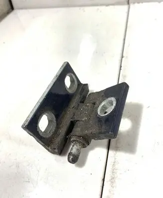 Volvo XC90 Front door upper hinge