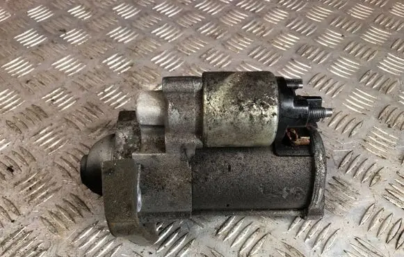 Nissan Qashqai Starter motor 233007224R