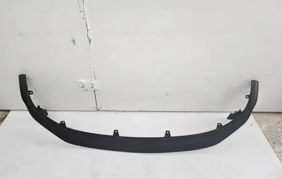 Hyundai i30 Front bumper lip 110014114D