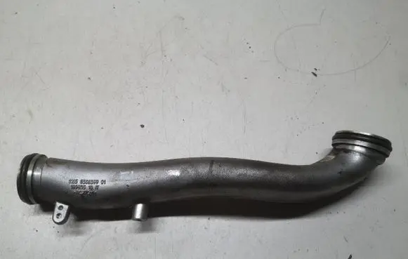 BMW 5 F10 F11 Turbo 8506399