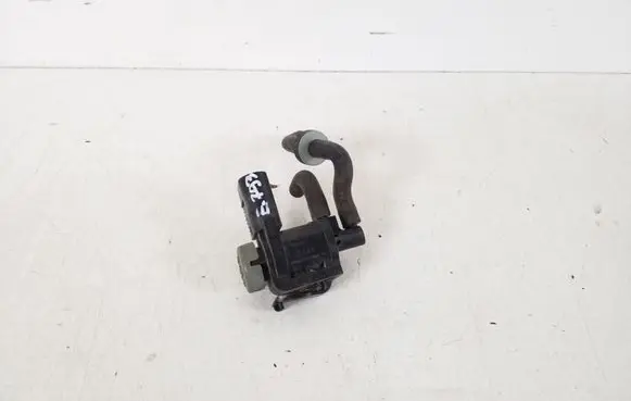 Audi A4 S4 B7 8E 8H Turbo solenoid valve 1K0906283A