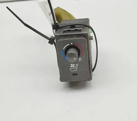 Lexus LS 460 - 600H Seat heating switch 453487 8475150140