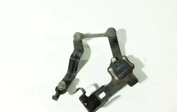 Toyota C-HR I Headlight/headlamp level sensor 1A0721 B0101011
