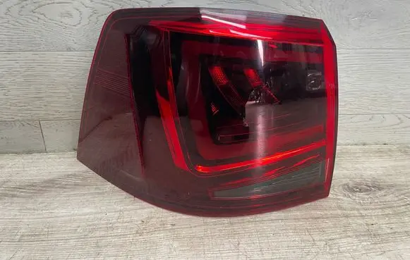 Seat Alhambra (Mk2) Rear/tail lights 7N594520713S 7N5945207