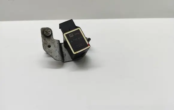 BMW 5 E60 E61 Rear air suspension level height sensor 6752797 675279701 37146752797