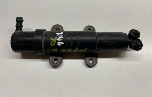 Skoda Superb B6 (3T) Headlight washer spray nozzle 3U0955979