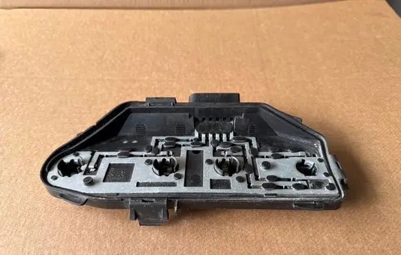 Volkswagen Transporter - Caravelle T5 Tail light bulb cover holder 7H0945257A 157993