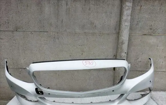 Mercedes-Benz C W205 Front bumper