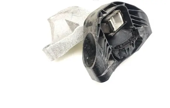 Renault Captur II Engine mount bracket 112329335R AG19CD3