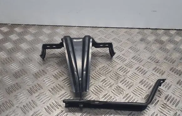 Toyota Prius (XW30) Battery bracket 