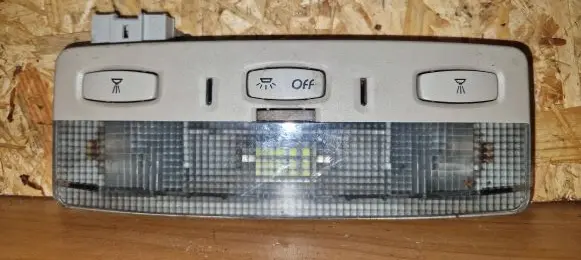 Renault Laguna II Front seat light 8200033829