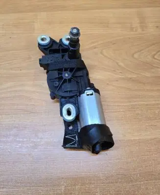 Volvo XC70 Rear window wiper motor 30663891 255045455 53029212