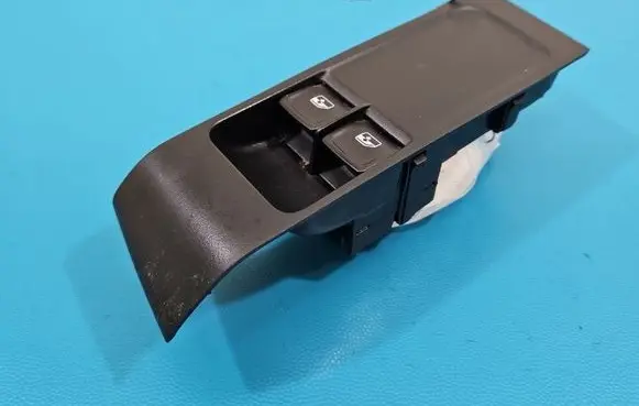 Skoda Fabia Mk3 (NJ) Electric window control switch 5E0959858A IMPRK1575922