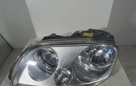 Volkswagen Caddy Headlight/headlamp 2K0941005B 4VEX13006AF