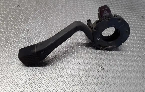 Volkswagen PASSAT B3 Indicator stalk DOTSAEQB88