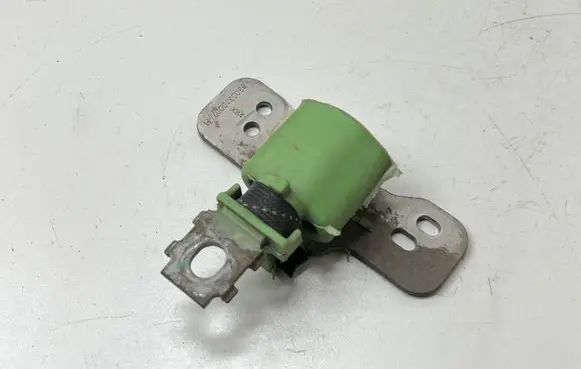 Renault Megane III Muffler mount bracket/holder 8200310007