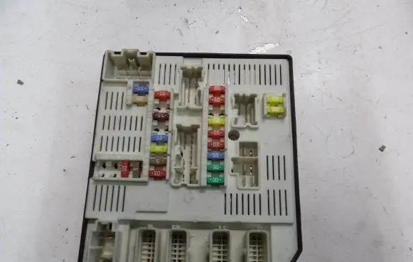 Renault Laguna III Engine control unit/module ECU 284B68744R 519186639 2500000976