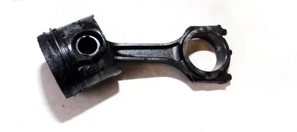 Ford Mondeo Mk III Piston with connecting rod 24574B