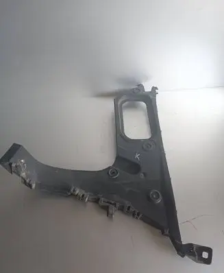 Audi Q7 4L Bumper support mounting bracket corner 4L0807453A