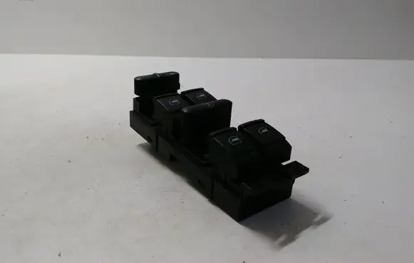 Volkswagen PASSAT B5.5 Electric window control switch 1J4959857B F005S00072