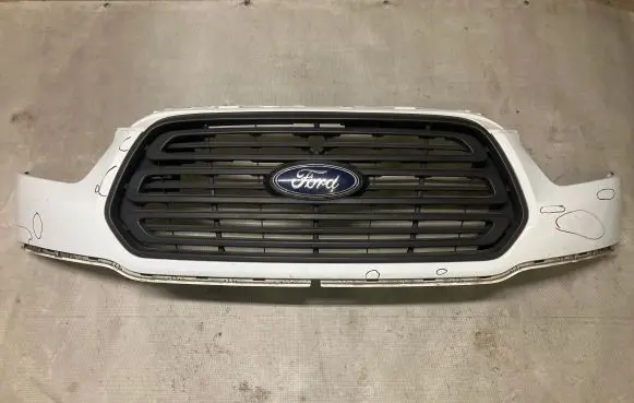 Ford Transit Front bumper upper radiator grill BK3117E778AE
