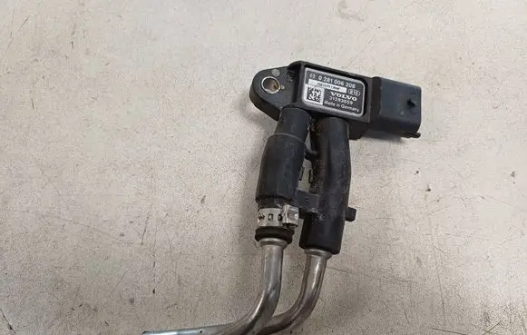 Volvo V40 Exhaust gas pressure sensor 0281006208