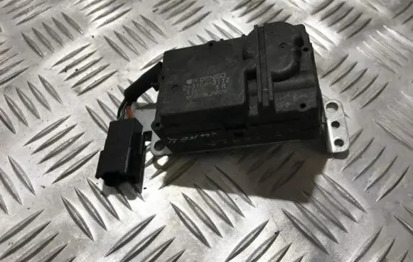 Mitsubishi Space Runner Air flap motor/actuator 0637003172 063700-3172