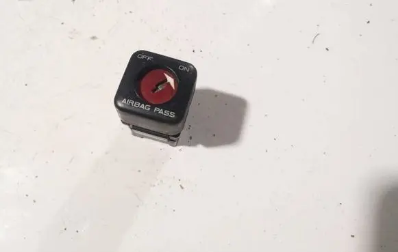 Peugeot 206 Passenger airbag on/off switch 2315651151