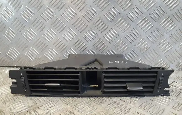 BMW 3 E90 E91 Dash center air vent grill 14482110