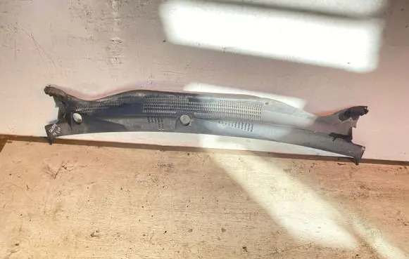Dodge Caliber Wiper trim 64577B 05303815AF