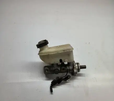 KIA Sorento Master brake cylinder
