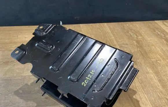 Jaguar F-Pace Battery tray M8A210C810AE