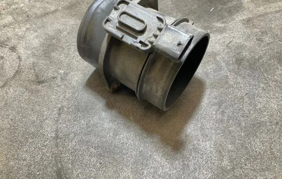 Mercedes-Benz Sprinter W906 Mass air flow meter A6450900048 LM0042
