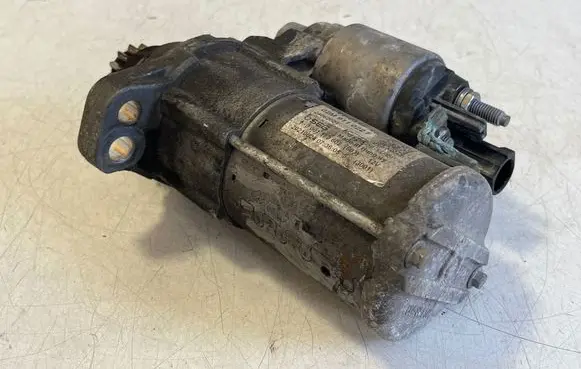 Audi Q2 - Starter motor 02M911022F