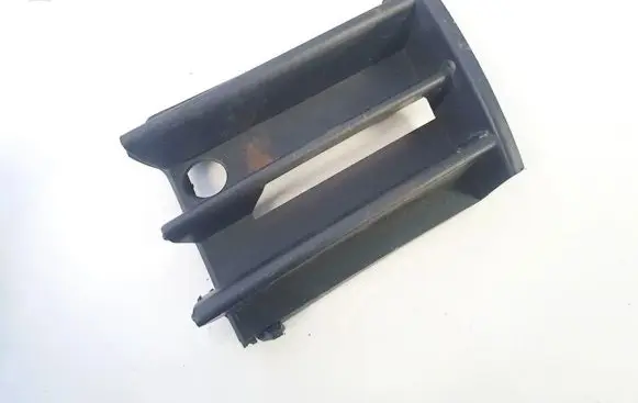 Skoda Octavia Mk2 (1Z) Front bumper lower grill 1z0853665