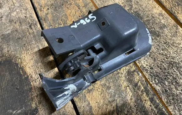 Front door interior handle