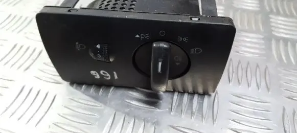 Ford Mondeo Mk III Light switch 1s7t13a024hb 04052771