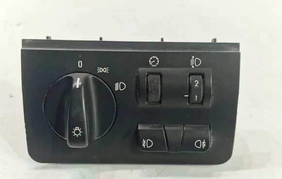BMW X5 E53 Light switch 8372204