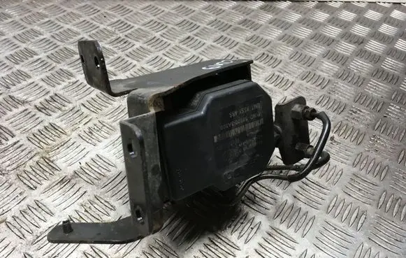 Hyundai Trajet ABS Pump 589203A300