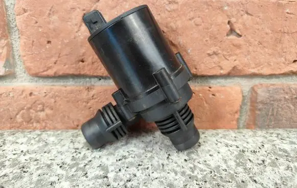 BMW X5 E70 Electric auxiliary coolant/water pump 9197085