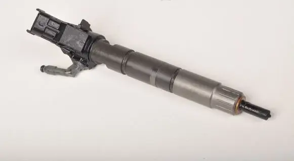 Land Rover Discovery 5 Fuel injector K6D39K546AA