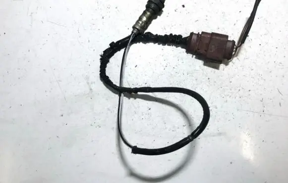 Volkswagen PASSAT B5.5 Lambda probe sensor 06b906265a