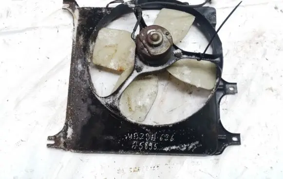 Mazda 626 Radiator cooling fan shroud