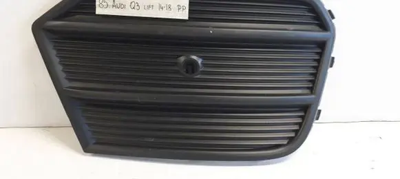 Audi Q3 8U Front bumper lower grill 8U0807682Q