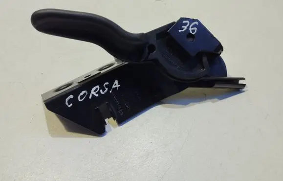 Opel Corsa D Engine bonnet (hood) release handle 13186909 13186912