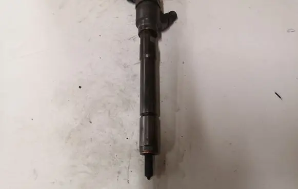KIA Sportage Fuel injector 0445110258