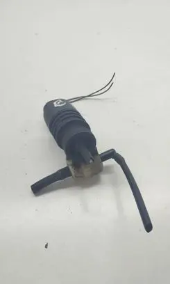 Volkswagen Golf III Windscreen/windshield washer pump 1J0973722