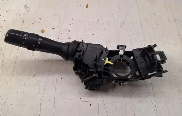 Toyota Verso Indicator stalk 8414005200 0520017F421