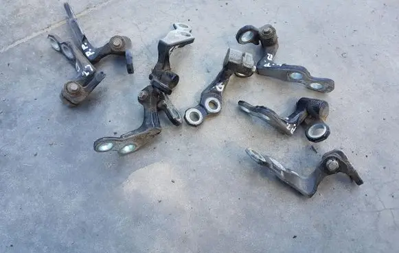 Ford Kuga I Front door hinge set 