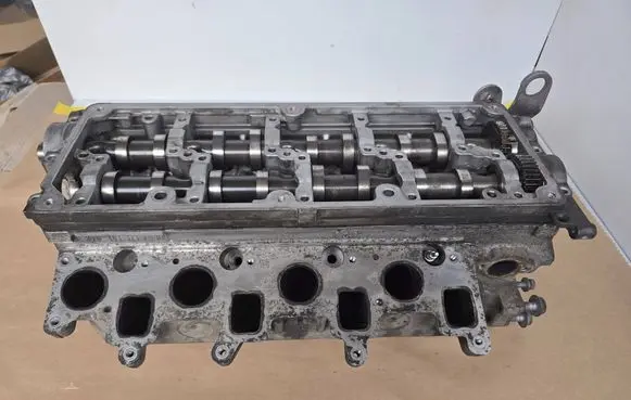 Skoda Yeti (5L) Engine head 03L103373J